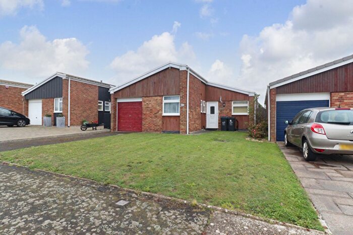 3 Bedroom Bungalow For Sale In Ashurst Gardens, Margate, CT9