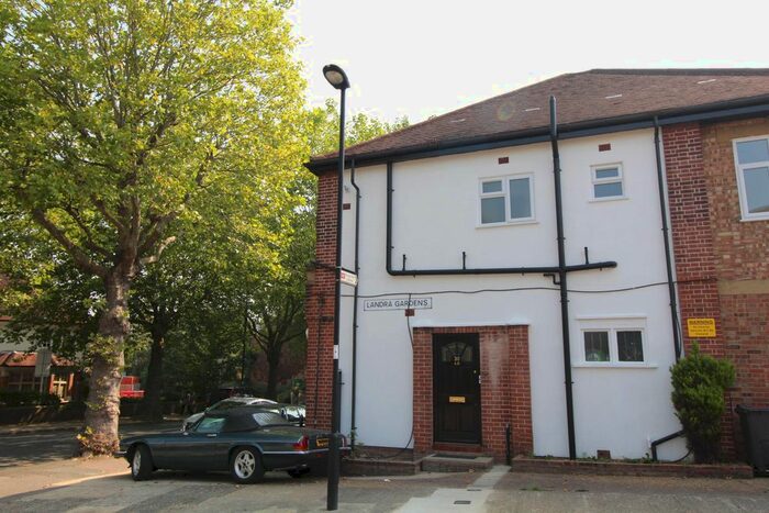 1 Bedroom Flat To Rent In Vera Avenue, Grange Park, Enfield, N21