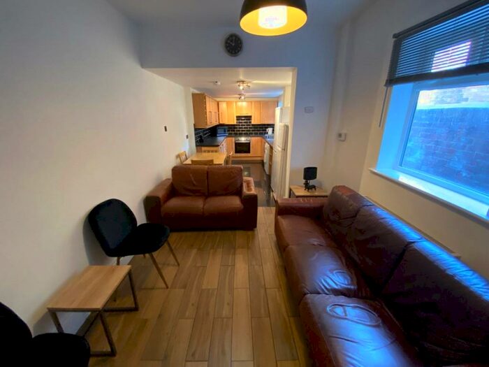 6 Bedroom Terraced House To Rent In Furness Road, Manchester, Greater Manchester, M14