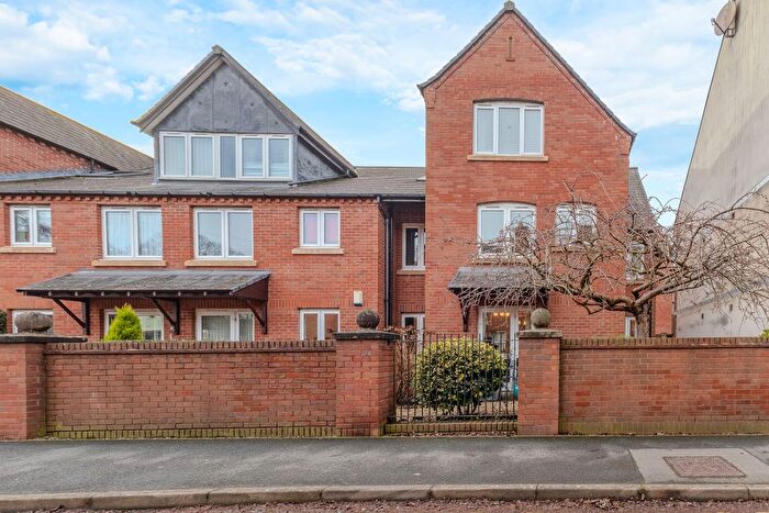 1 Bedroom Flat For Sale In Near City Centre, Hereford, HR4