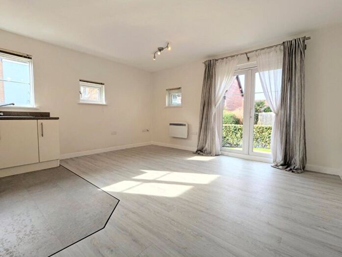 2 Bedroom Apartment To Rent In Whistle Road, Mangotsfield, Bristol, BS16