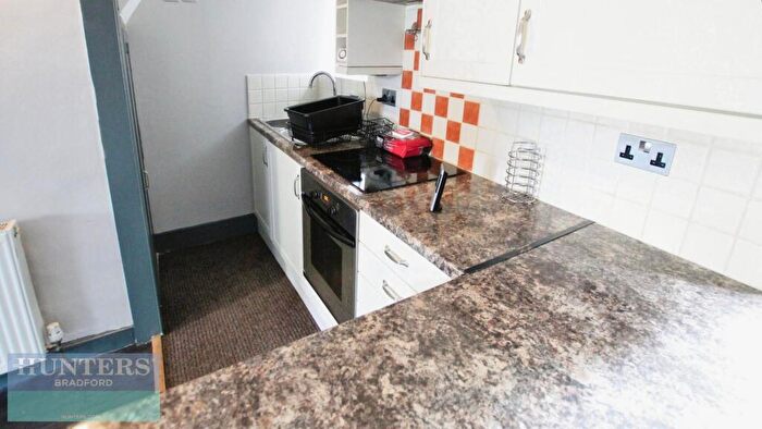 2 Bedroom Cottage To Rent In Cranford Place, Wilsden, Bradford, BD15