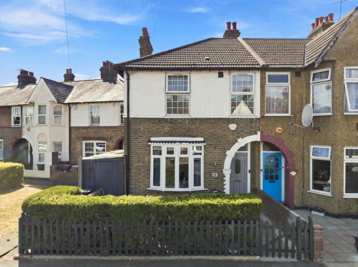 3 Bedroom Terraced House For Sale In North Countess Road, London, E17
