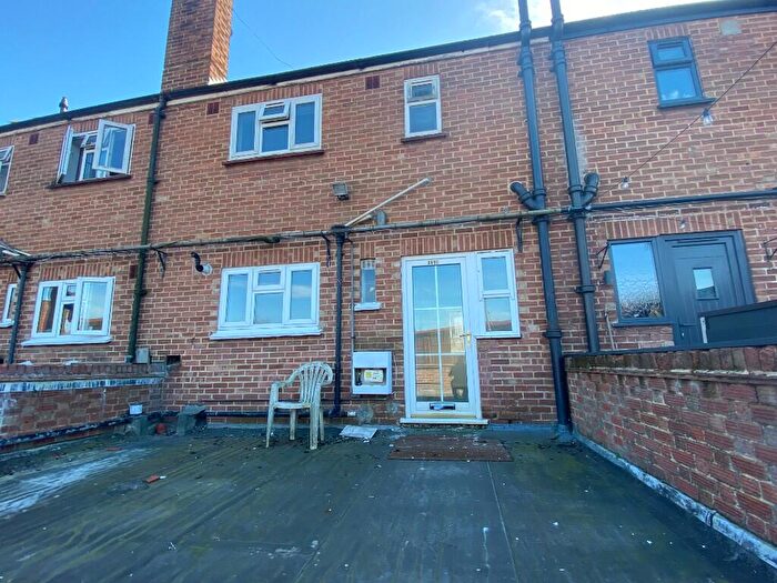 2 Bedroom Maisonette To Rent In Bitterne Road, Bitterne Village, Southampton, Hampshire, SO18