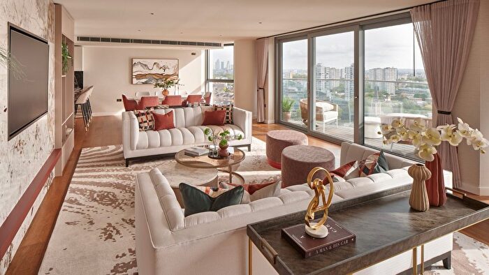 2 Bedroom Flat For Sale In Chelsea Waterfront, Lots Road, SW10