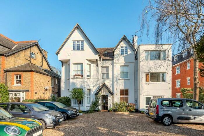 1 Bedroom Flat To Rent In Sheen Road, Richmond, TW10