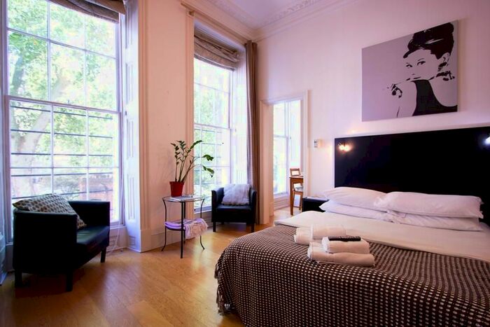 Studio To Rent In Cartwright Gardens, Bloomsbury, London, WC1H