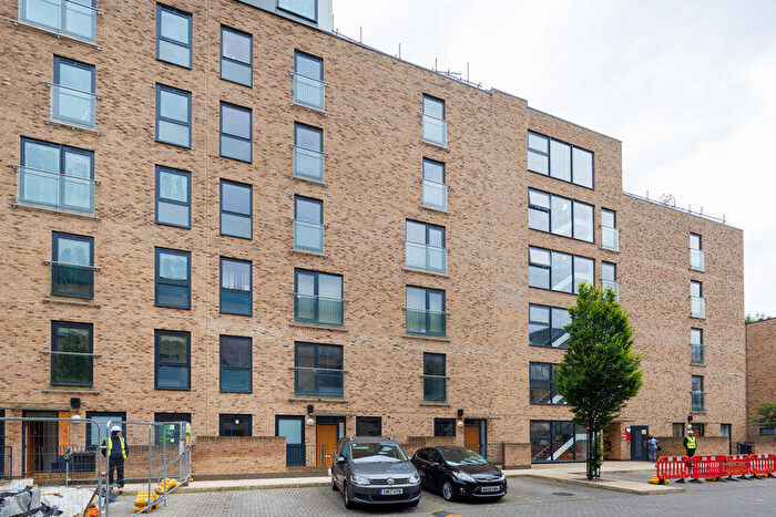 2 Bedroom Apartment To Rent In Goodwood Apartments, Walthamstow, E4