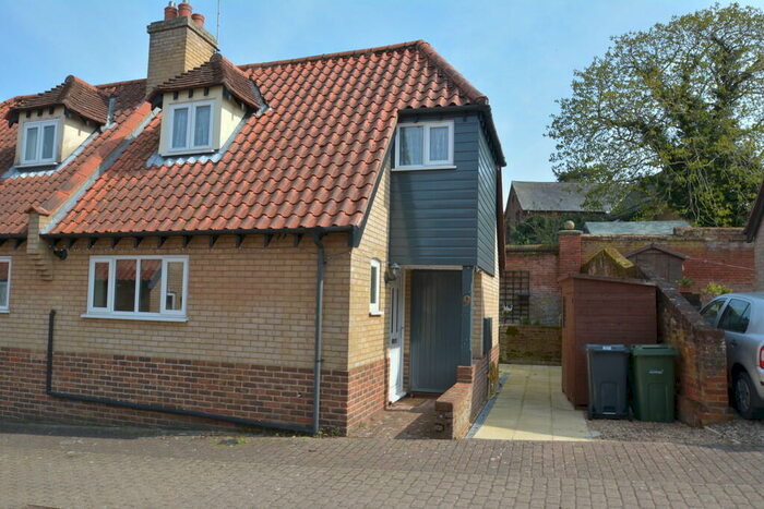 1 Bedroom Semi-Detached House To Rent In Magpie Court, Harleston, IP20