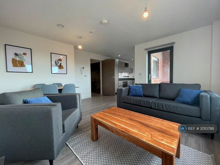 2 Bedroom Flat To Rent In Hurst Street, Liverpool, L1