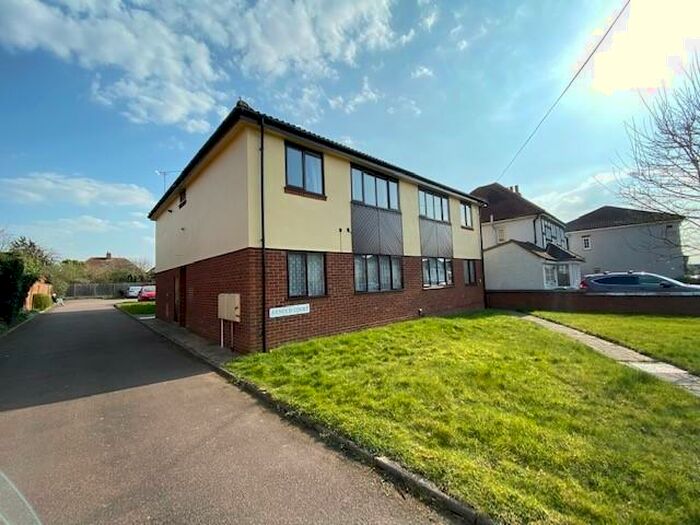 2 Bedroom Apartment To Rent In Milton Road, Aylesbury, HP21