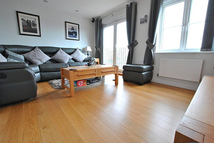 4 Bedroom Town House For Sale In Kitten Close, Haverhill, CB9