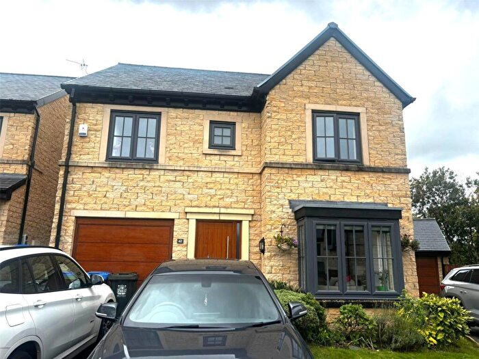 4 Bedroom Detached House For Sale In Field View Lane, Norden, Rochdale, OL12