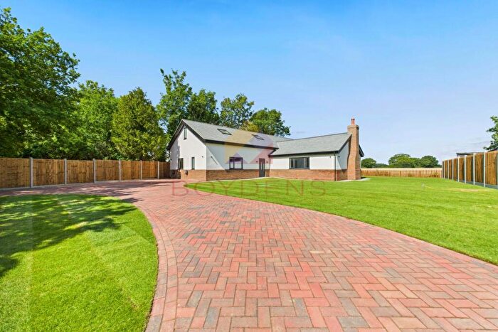 5 Bedroom Detached House For Sale In Cobbs Lane Bambers Green, CM22