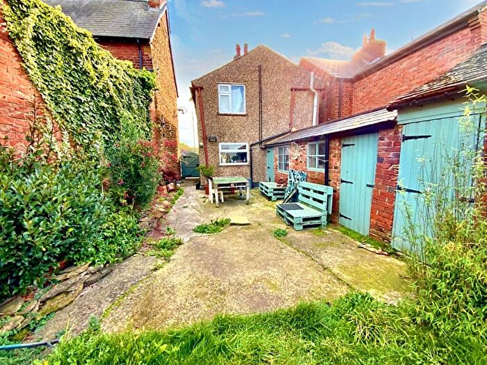2 Bedroom Detached House For Sale In The Green, Braunston, NN11