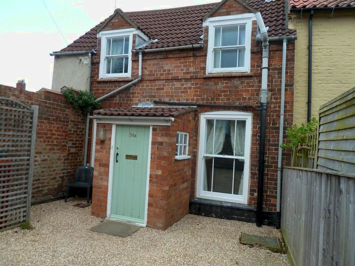 1 Bedroom Cottage To Rent In Queen Street, Louth, LN11