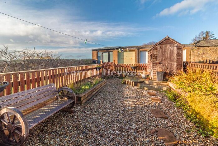 2 Bedroom House For Sale In Stable Yard Cottages, Dolphinholme, Lancaster, LA2