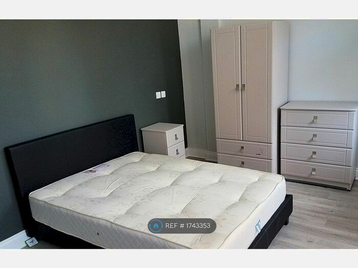 Studio To Rent In Yelverton Road, Bournemouth, BH1