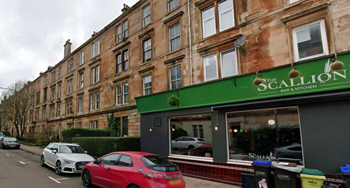 3 Bedroom Flat To Rent In Glasgow, Lanarkshire, G4