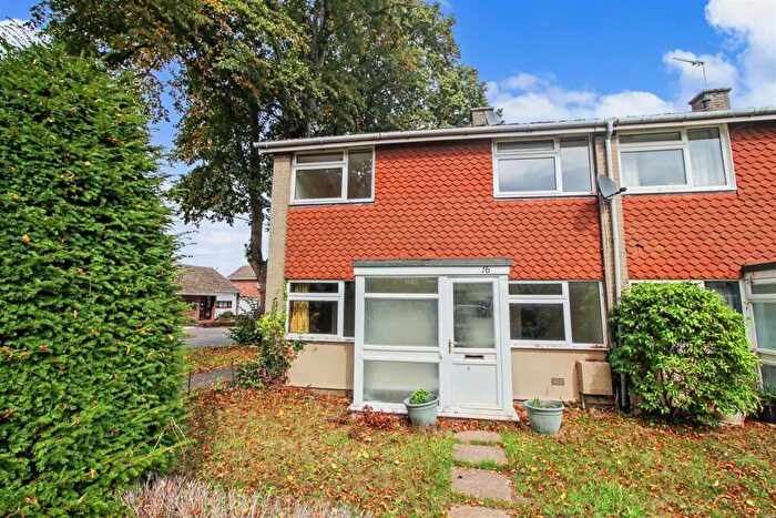 3 Bedroom End Of Terrace House For Sale In The Close, Brundall, Norwich, NR13