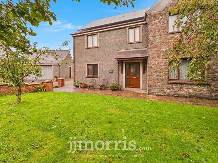 3 Bedroom Detached House For Sale In Keep Hill End, Simpson Cross, SA62