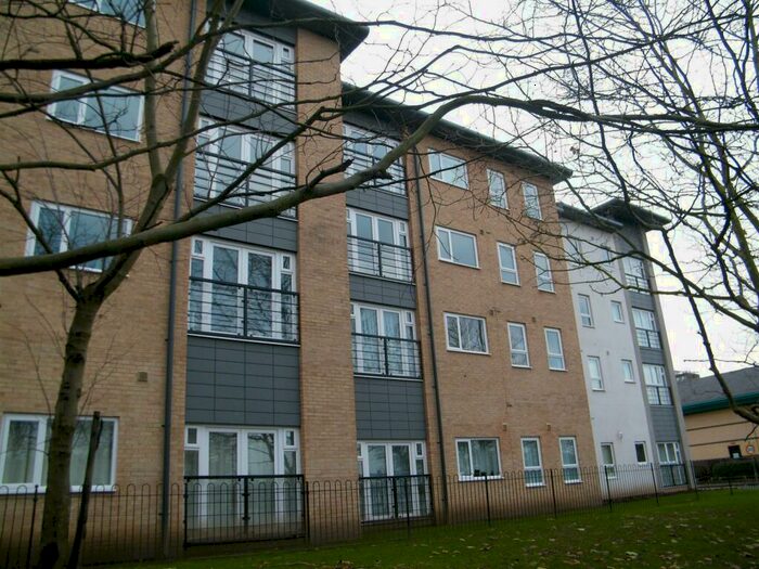 2 Bedroom Apartment To Rent In Pine Court, Basildon, SS14