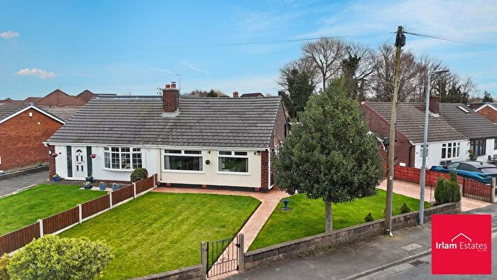 2 Bedroom Semi Detached Bungalow For Sale In Helston Close, Irlam, M44
