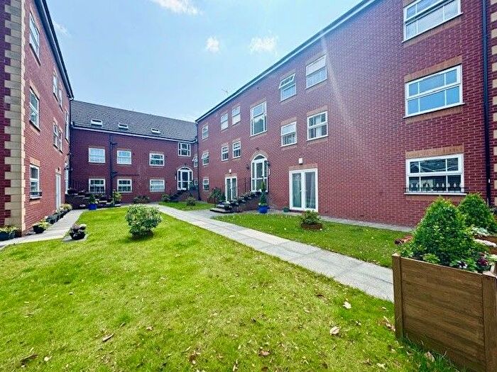 2 Bedroom Flat To Rent In Brookfield House, Huyton, L36