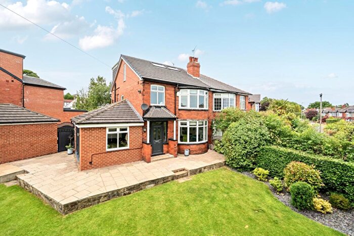 4 Bedroom Semi-Detached House For Sale In Montagu View, Leeds, LS8