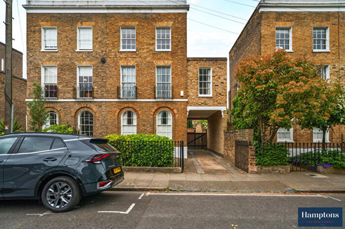 5 Bedroom Town House For Sale In Coborn Street, London, E3