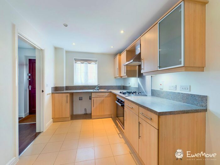 3 Bedroom Detached House To Rent In Redworth Drive, Amesbury, Salisbury, SP4