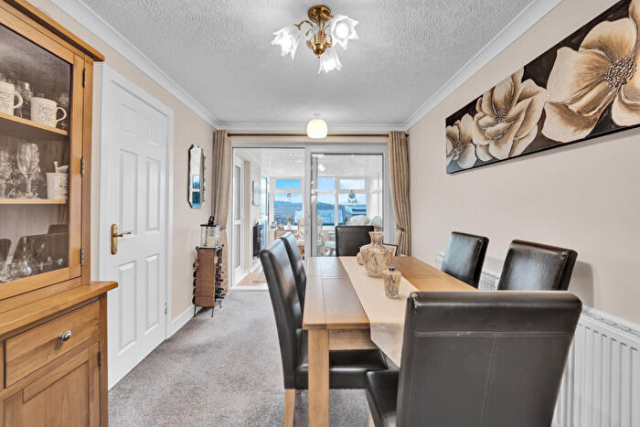 3 Bedroom Semi Detached House For Sale In Openshaw Drive, Blackburn, BB1