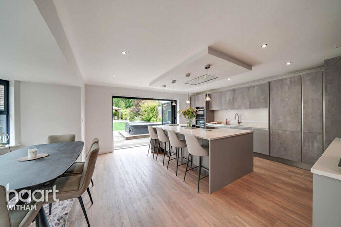 5 Bedroom Detached House For Sale In Kelvedon Road, Wickham Bishops, CM8