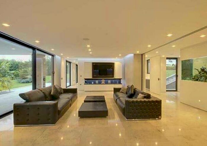 6 Bedroom Detached House To Rent In Pine Close, Stanmore, Middlesex, HA7