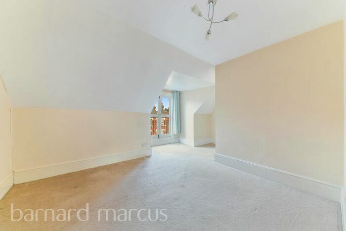 Studio To Rent In Marlborough Road, South Croydon, CR2