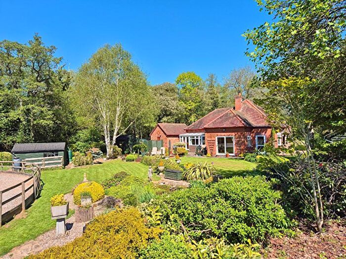 4 Bedroom Detached House For Sale In Middleton Road, Kimbolton, Leominster, Herefordshire, HR6