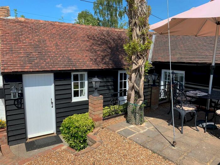 1 Bedroom Flat To Rent In The Street, Preston, Canterbury, CT3