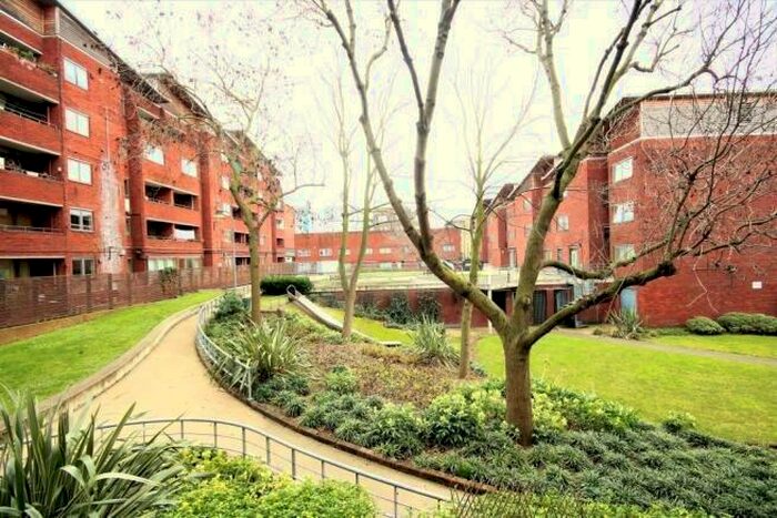 2 Bedroom Flat To Rent In Collier Street, London, N1