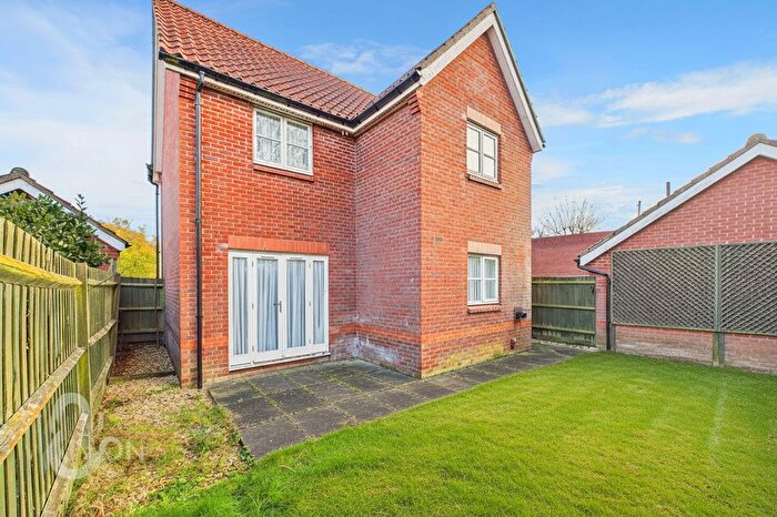 3 Bedroom Detached House For Sale In Millers Drive, Dickleburgh, Diss, IP21