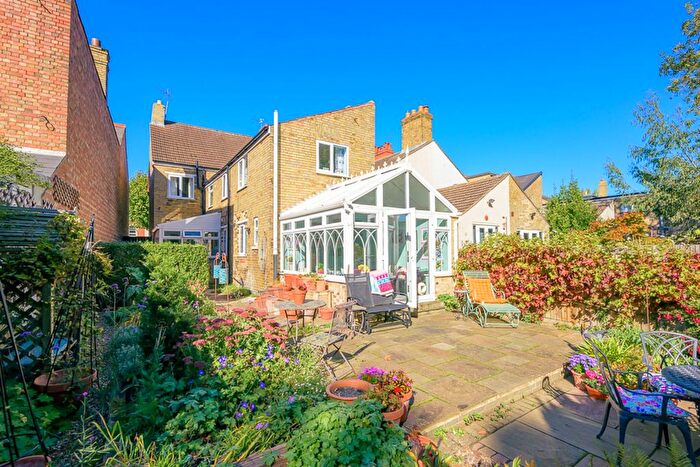 4 Bedroom Detached House For Sale In Eastfield Road, Peterborough, PE1