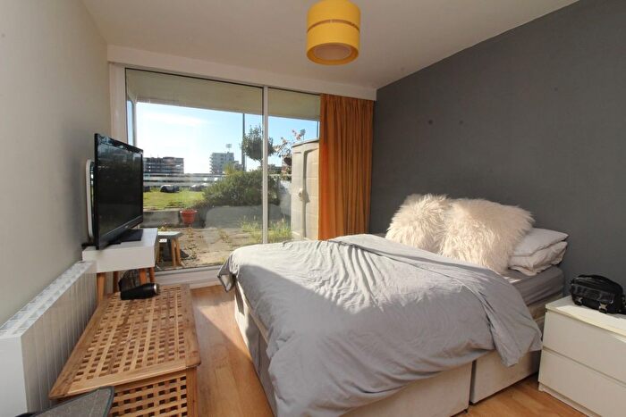 1 Bedroom Flat To Rent In Cromwell Road, Hove, East Sussex, BN3
