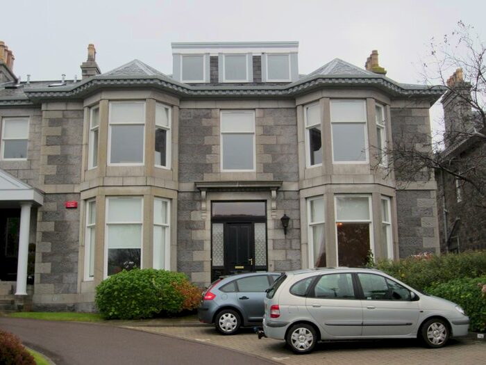 2 Bedroom Ground Flat To Rent In Queens Road, Aberdeen, AB15