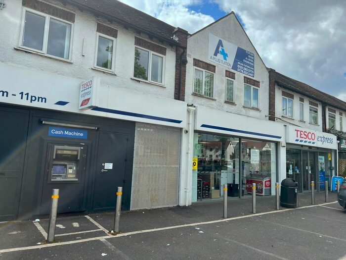 2 Bedroom Flat To Rent In Robin Hood Lane, Hall Green, Birmingham, B28