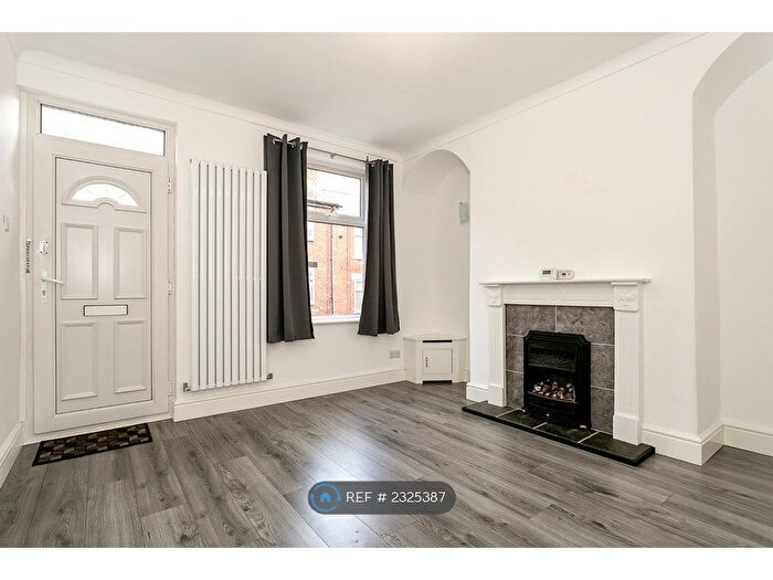2 Bedroom Terraced House To Rent In Regent Mount, Harrogate, HG1