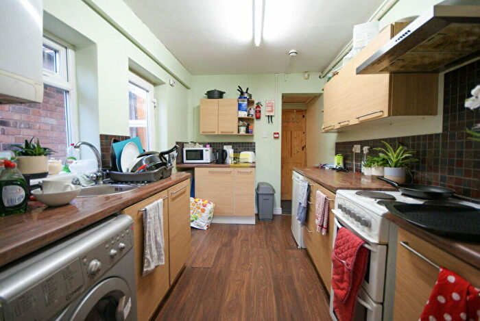 4 Bedroom Terraced House To Rent In Tiverton Road, Selly Oak, Birmingham, B29
