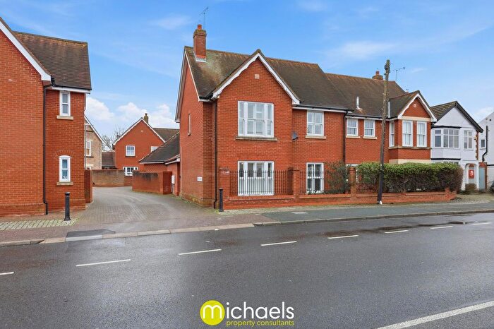 3 Bedroom Semi-Detached House For Sale In Drury Road, Colchester, CO2
