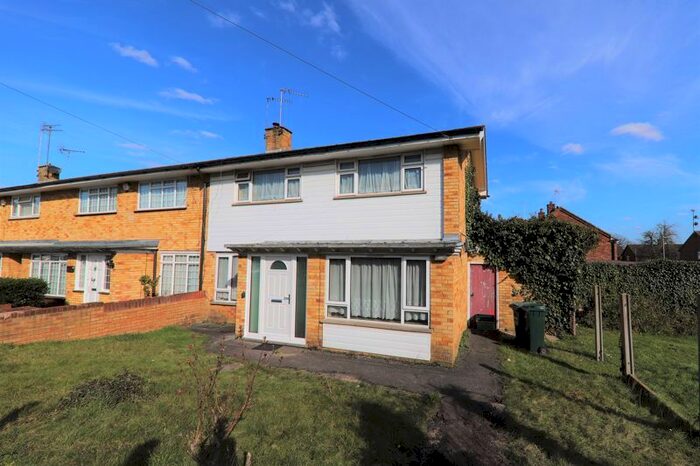 3 Bedroom Terraced House For Sale In Horsleys, Maple Cross, WD3