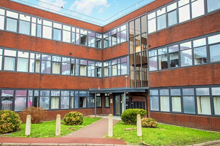 1 Bedroom Flat To Rent In Biwater House, Gregge Street, Heywood, Lancashire, OL10