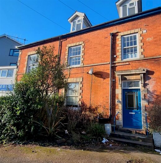 2 Bedroom Flat To Rent In Worcester Road, Malvern, WR14