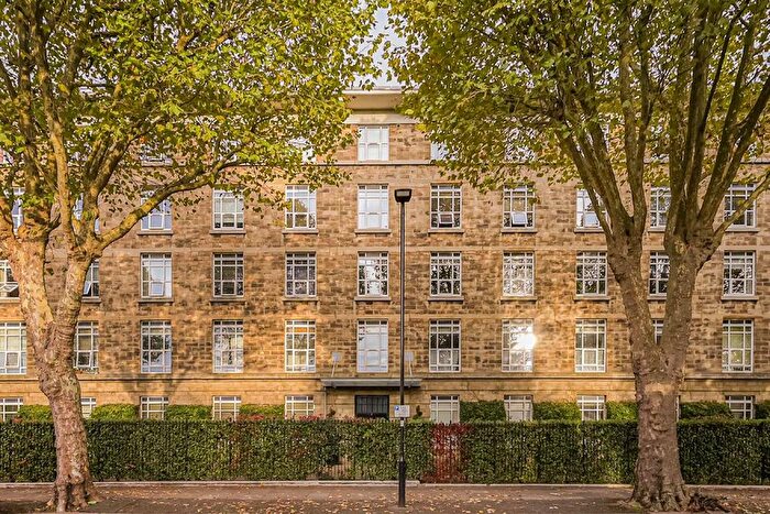 2 Bedroom Flat To Rent In Bromyard Avenue, London, W3